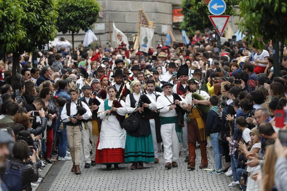 La representación de la expulsión de las tropas invasoras francesas congrega en el casco histórico a miles de personas para disfrutar del broche de oro a un fin de semana de fiesta.