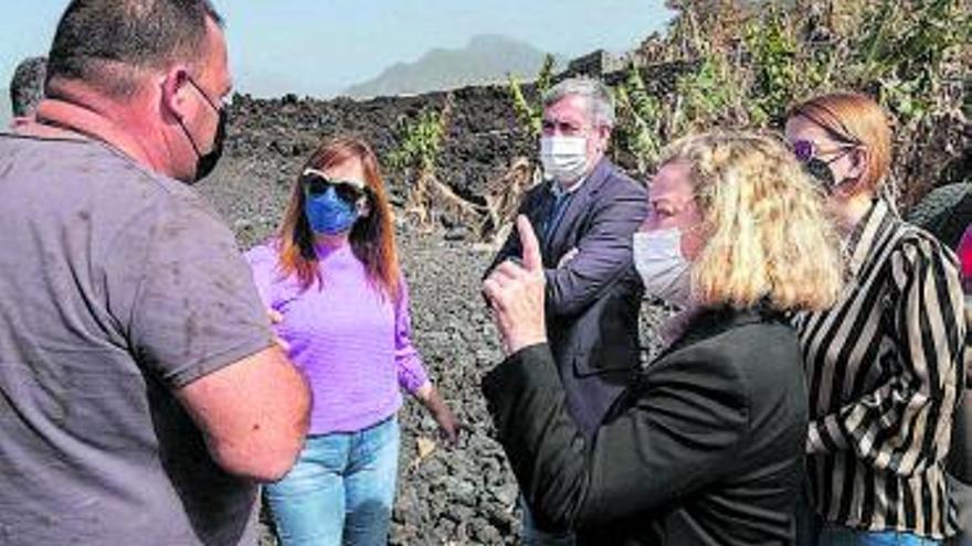 Fernando Clavijo, Ana Oramas y Nieves Lady Barreto, ayer en La Palma. | LP/DLP