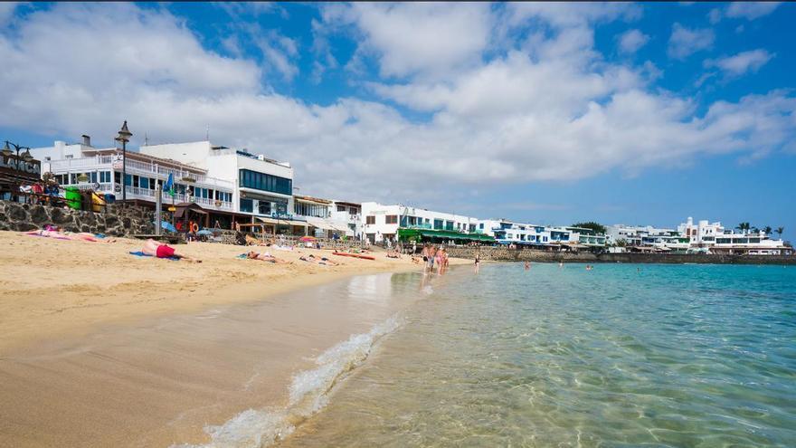 Una mujer de 27 años, herida grave tras un accidente de buceo en Lanzarote