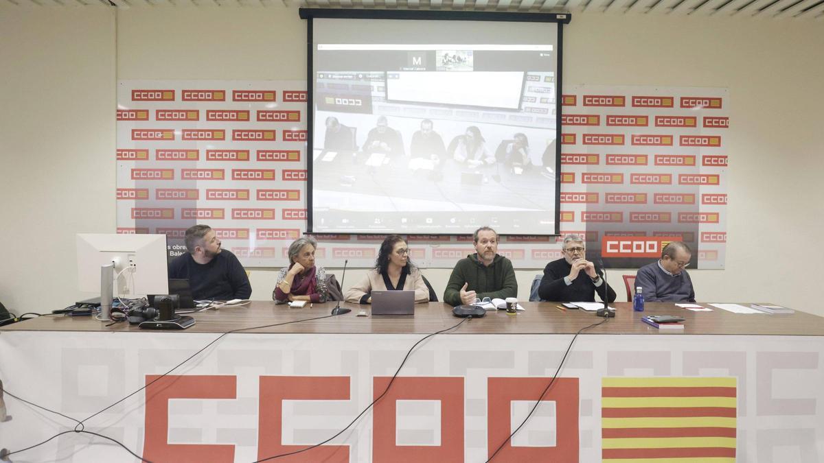 Canosa, Montejano, Vílchez y Bravo durante el debate en la sede de CCOO.