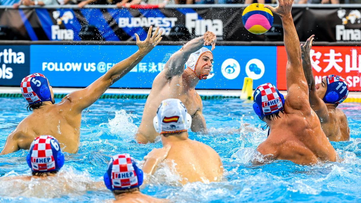 Archivo - Spain ESP (White Caps) - Croatia CRO (Blue Caps) Waterpolo - Men’s Semifinal FINA 19th World Championships Budapest 2022 Alfred Hajos National Swimming Complex, Budapest 01/07/22  Photo Giorgio Scala / Deepbluemedia / Insidefoto