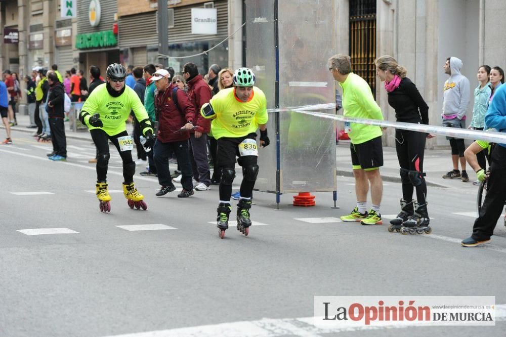 Murcia Maratón. Patinadores en carrera