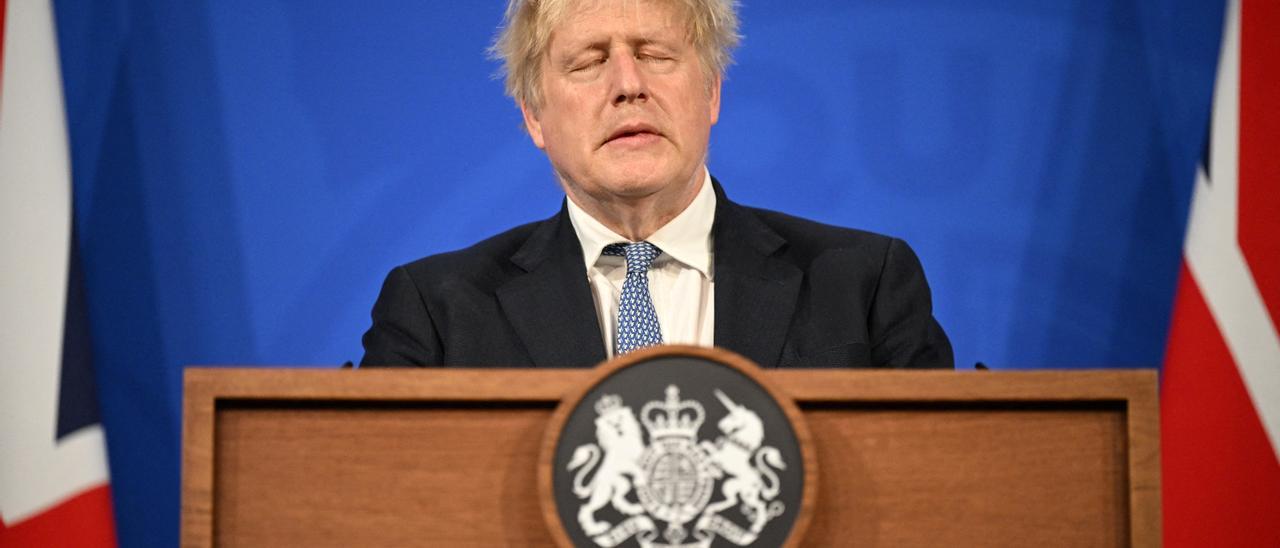 Boris Johnson, durante una rueda de prensa mientras era primer ministro.