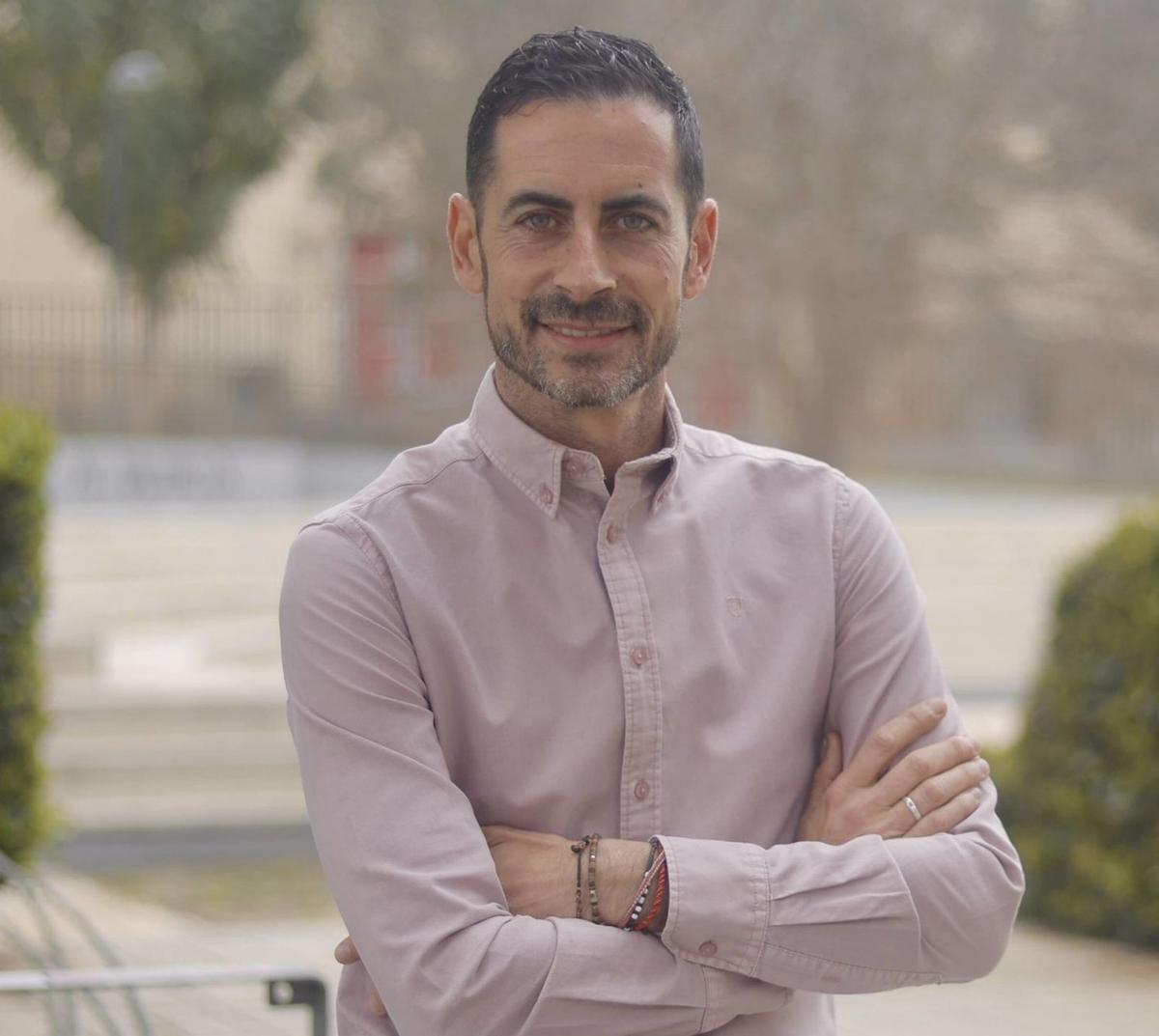 El alcalde de Mislata y candidato a la reelección en el PSPV de la provincia de Valencia, Carlos Fernández Bielsa.  | J. M. LÓPEZ