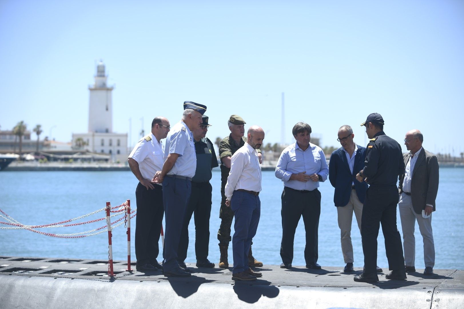 El submarino S-74 Tramontana atraca en el Puerto de Málaga