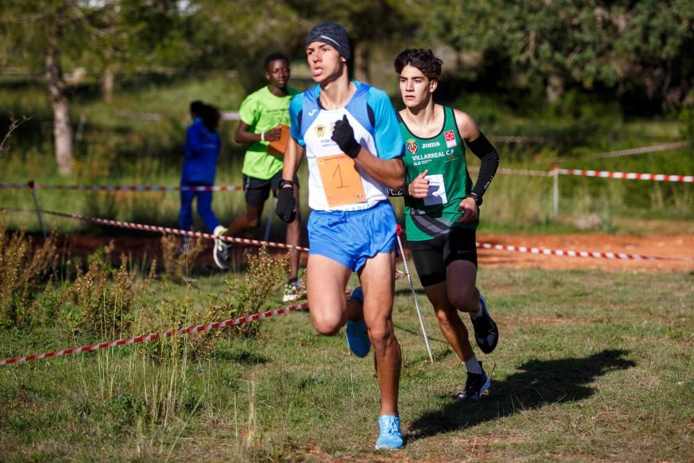 El circuito de cross de Buscastell acogió este sábado la primera prueba de campo a través de la temporada en Ibiza para categorías inferiores