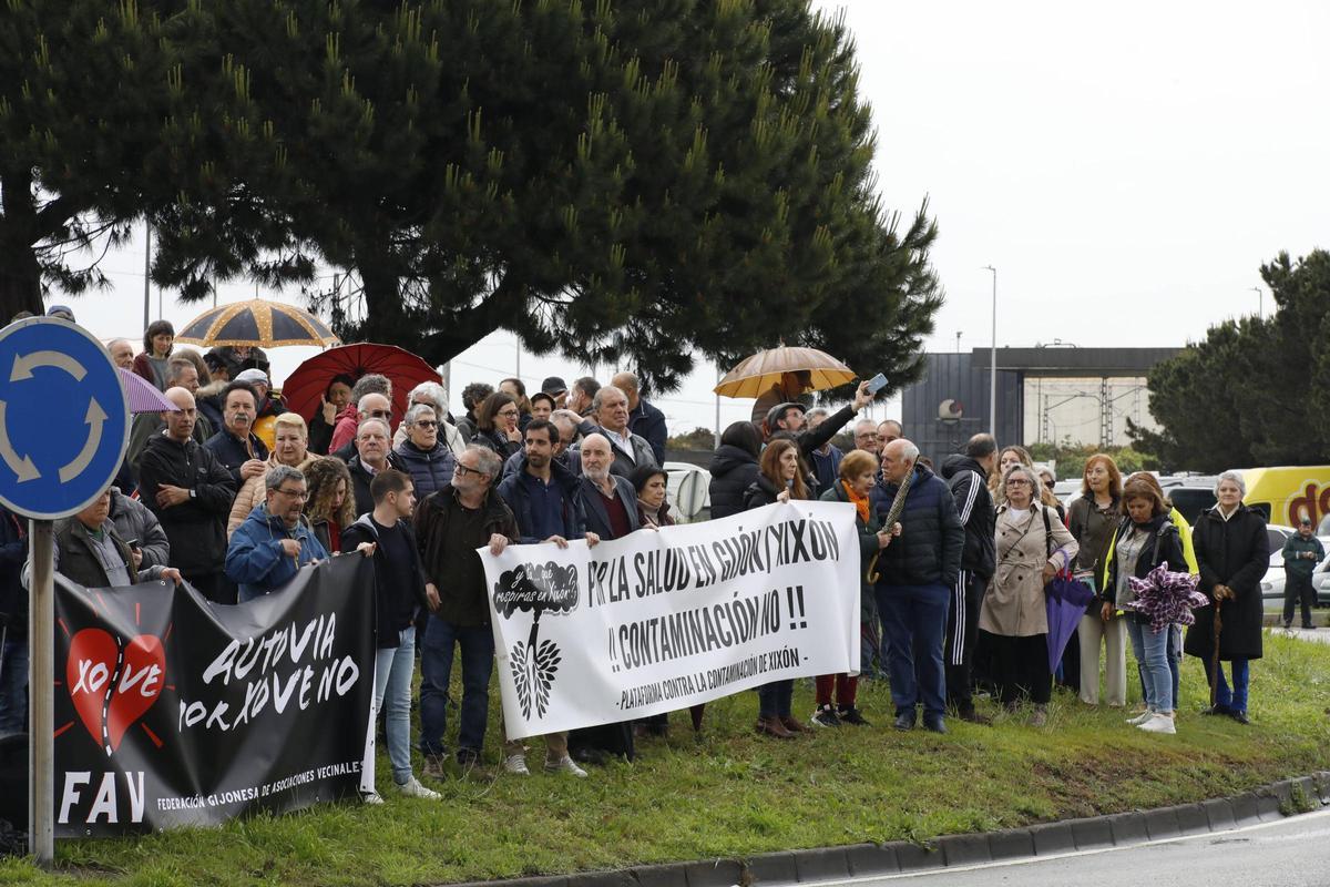 Así fue la nueva movilización vecinal en Gijón por el vial de Jove (en ...
