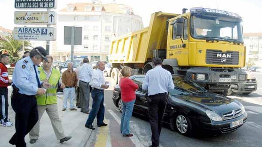 A pesar de lo aparatoso del accidente no hubo heridos.