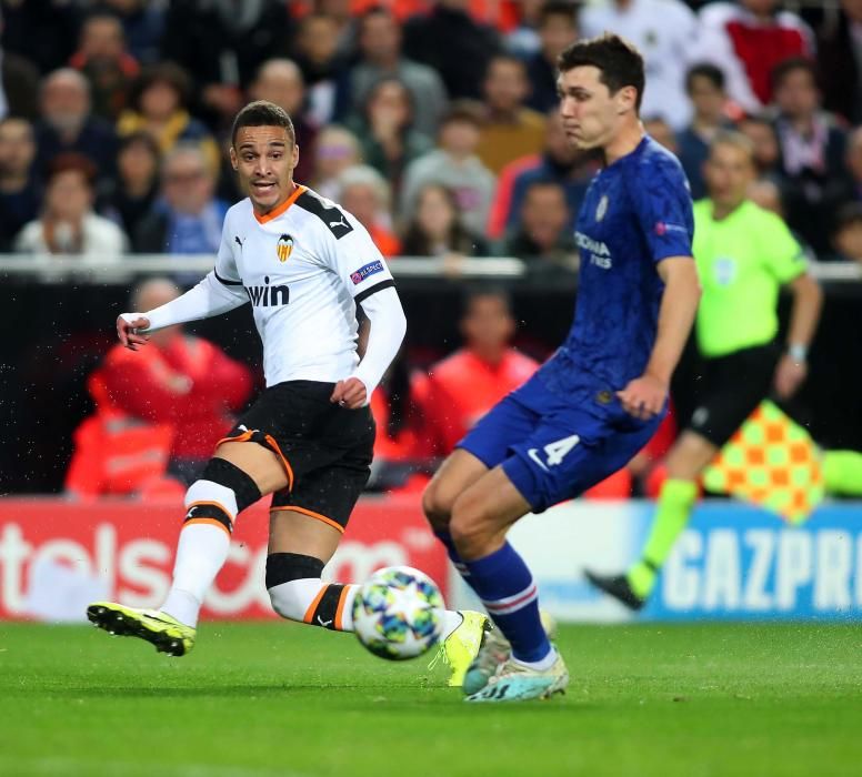 Partido de gala en el estadio valencianista