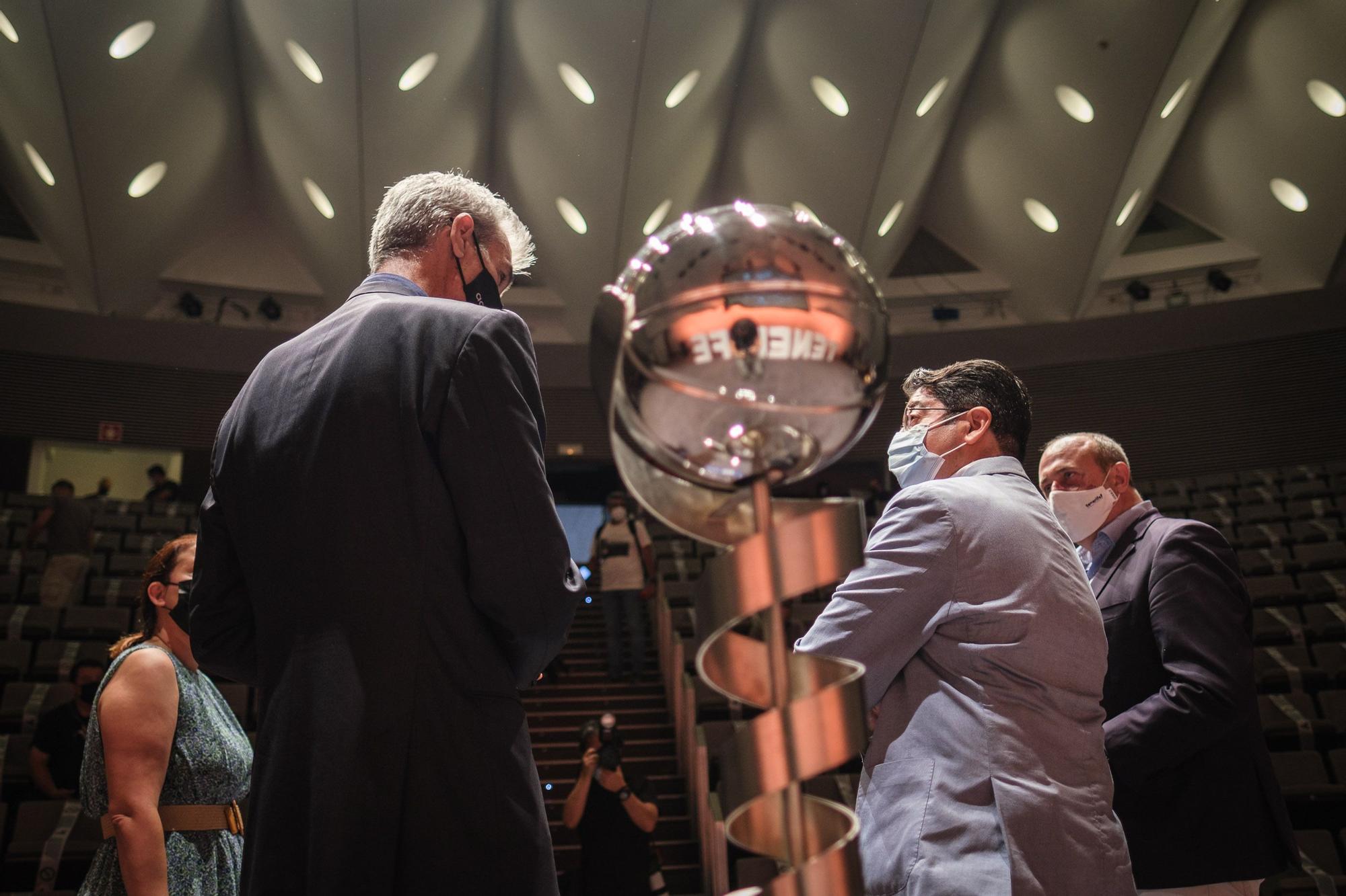 Presentación de la Supercopa de baloncesto en Tenerife