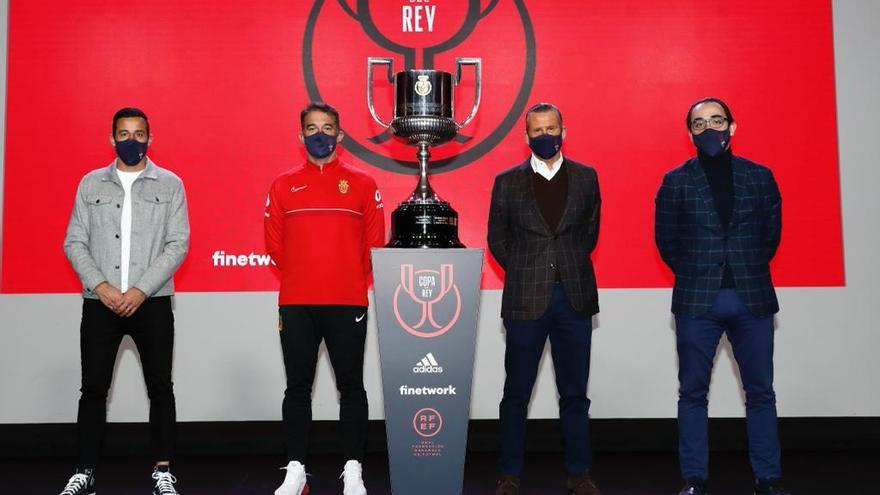 Luis García en el sorteo de la Copa del Rey