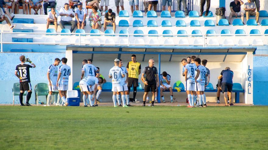 El Brea arranca con derrota en casa ante el Arenas