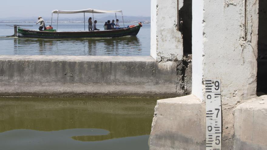 Nivel del agua a finales de junio en la Gola del Pujol.