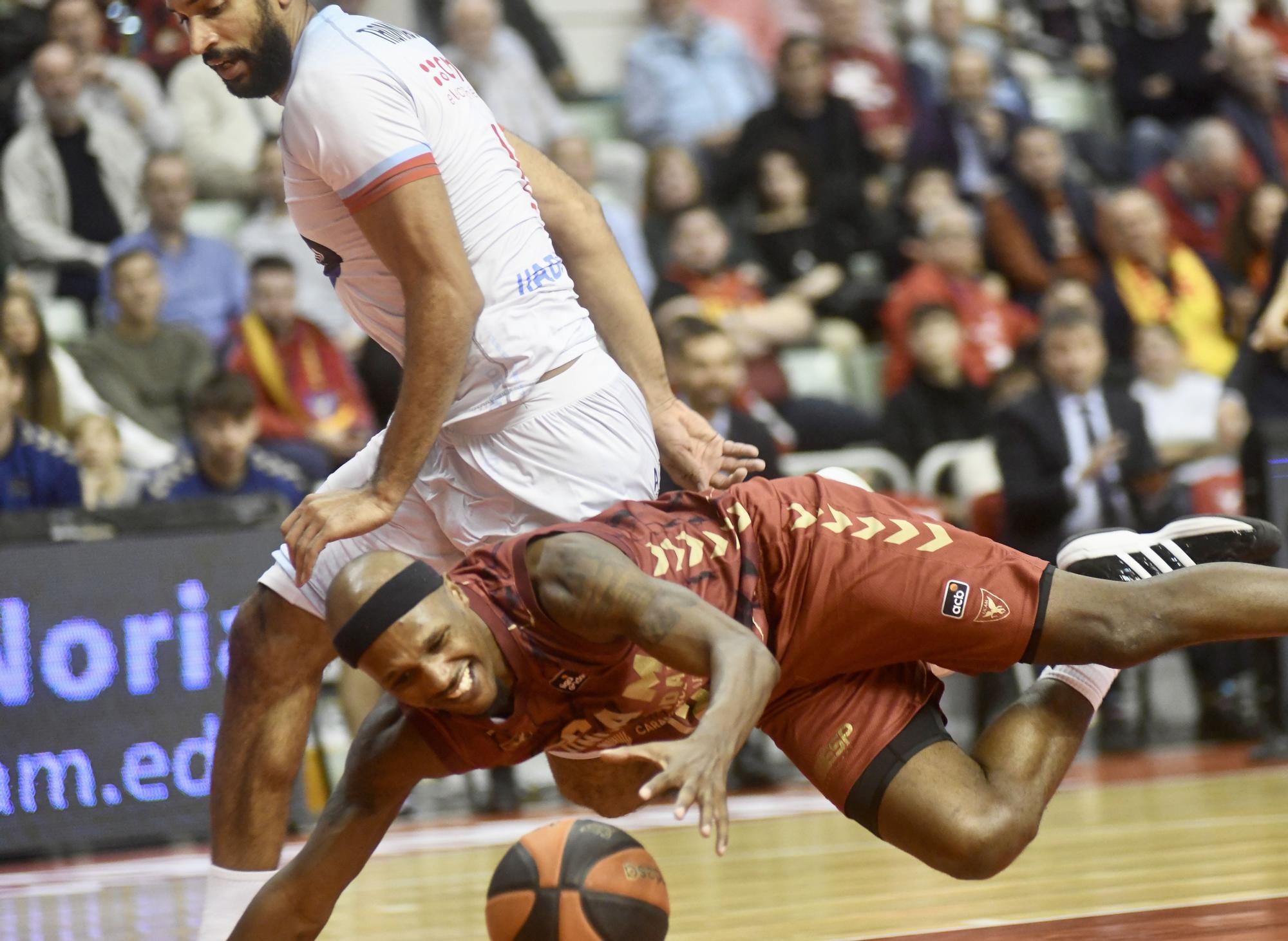 UCAM CB - Obradoiro