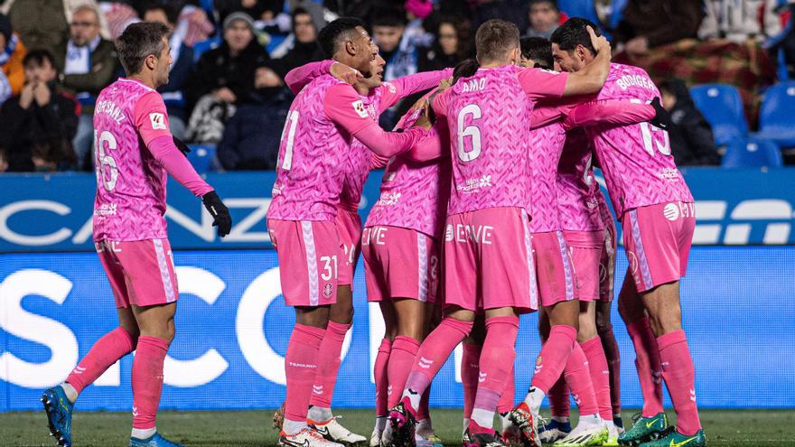 Punto de mejoría del Tenerife en Butarque (1 - 1)