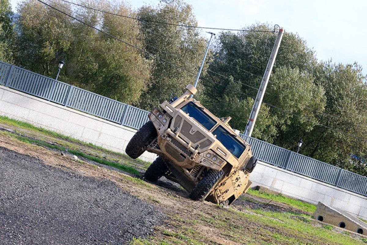 Uno de los vehículos Vamtac de Urovesa en pruebas en Valga