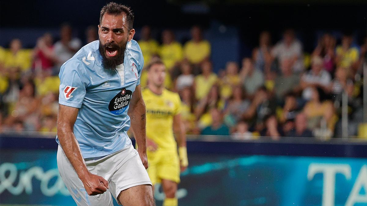 Borja Iglesias celebra su gol al Villarreal