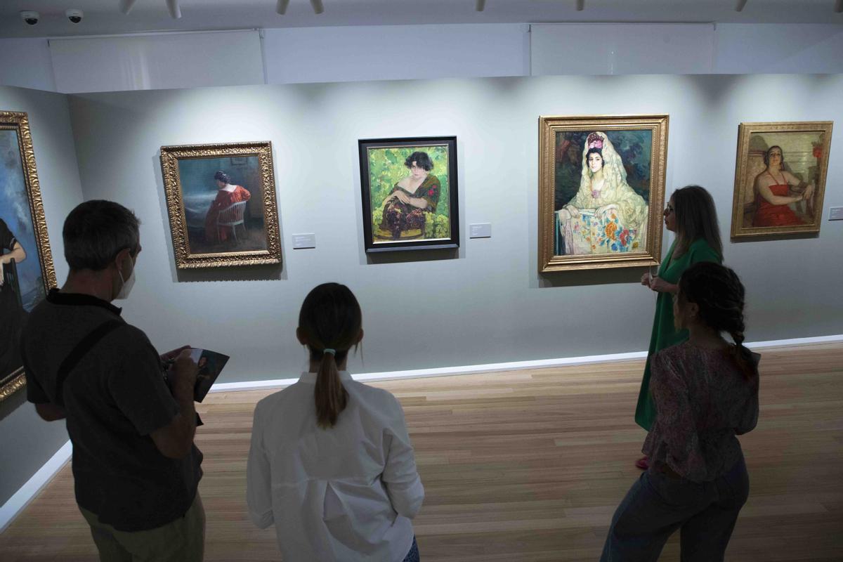 Exposición Identidades Femeninas