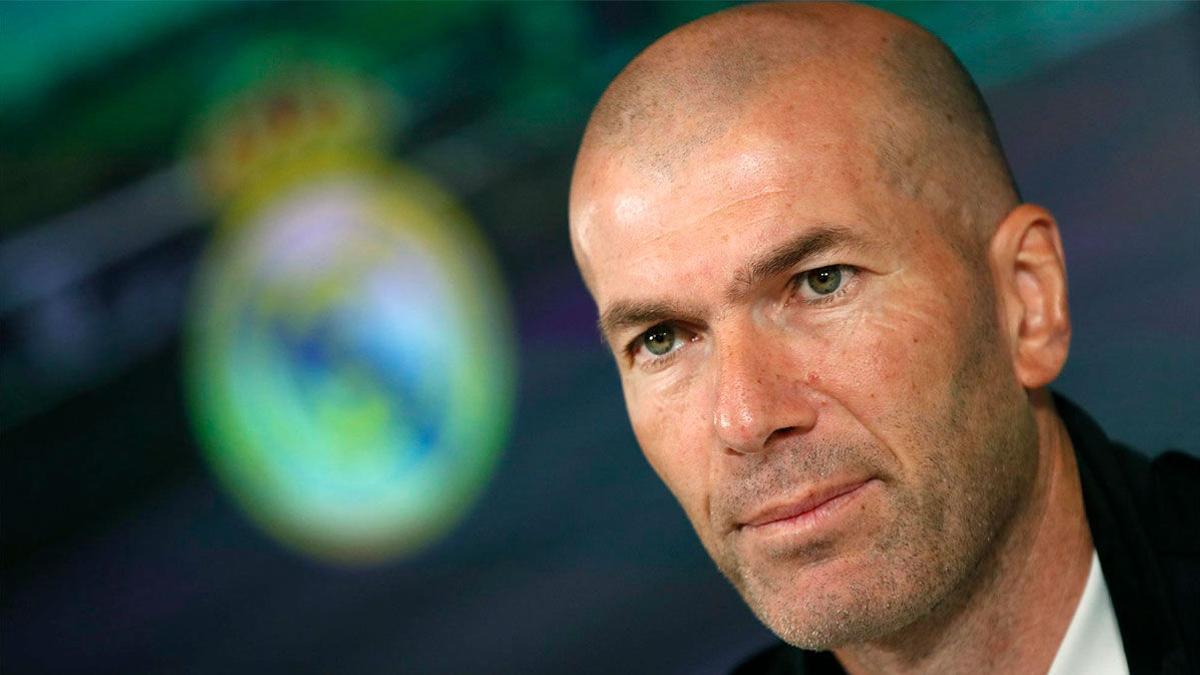 Zidane a favor de los cinco cambios y de jugar en el Di Stéfano