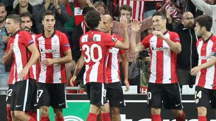 El Athletic supera el primer desafío europeo.