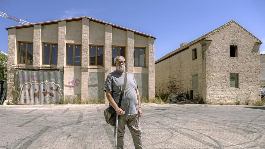 Los vecinos de La Soledat reclaman rehabilitar Can Ribas: "El problema no es el circo, sino que el barrio deje de degradarse y se empiece a actuar"
