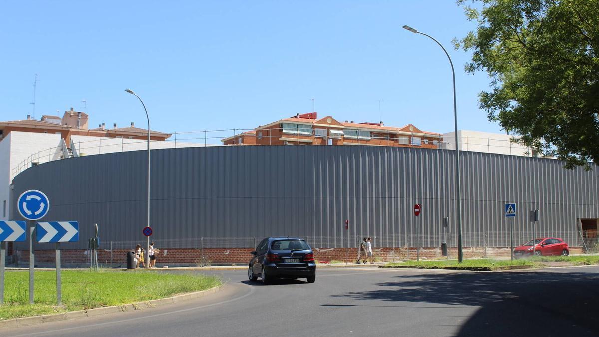 Imagen del edificio en construcción que albergará la residencia de apoyo extenso para personas con autismo en Badajoz.
