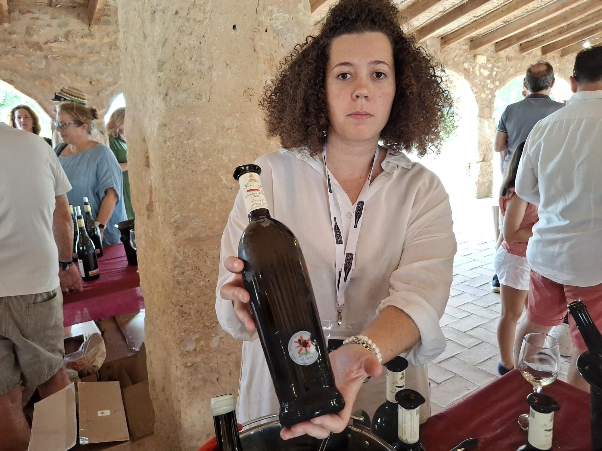 Singulares, de "poble" e insulares: la gran fiesta del vino en el riurau de Jesús Pobre (imágenes)