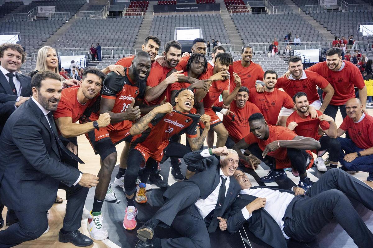 El Covirán Granada celebró la permanencia a lo grande