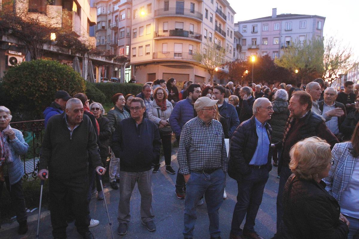 Vecinos y comerciantes durante una pasada protesta en avenida de Portugal.