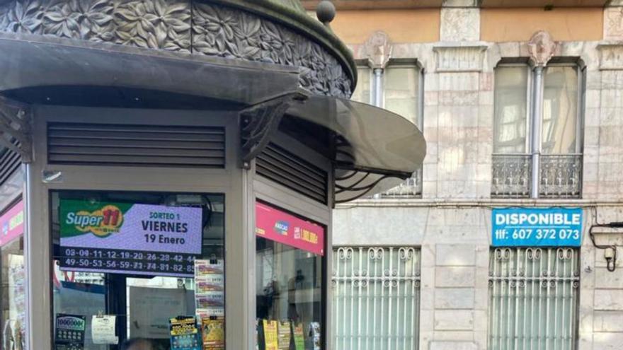 La cabina de la ONCE del Colón ya tiene acceso