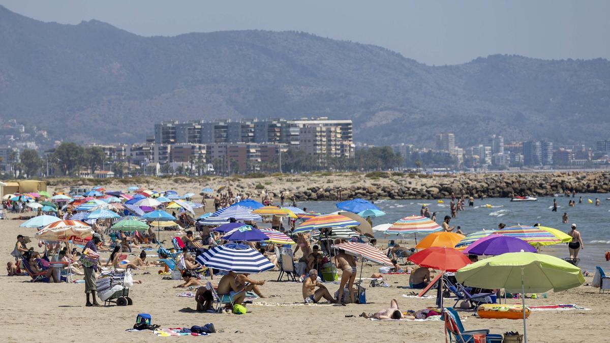 Playa del Gurugú de Castelló.