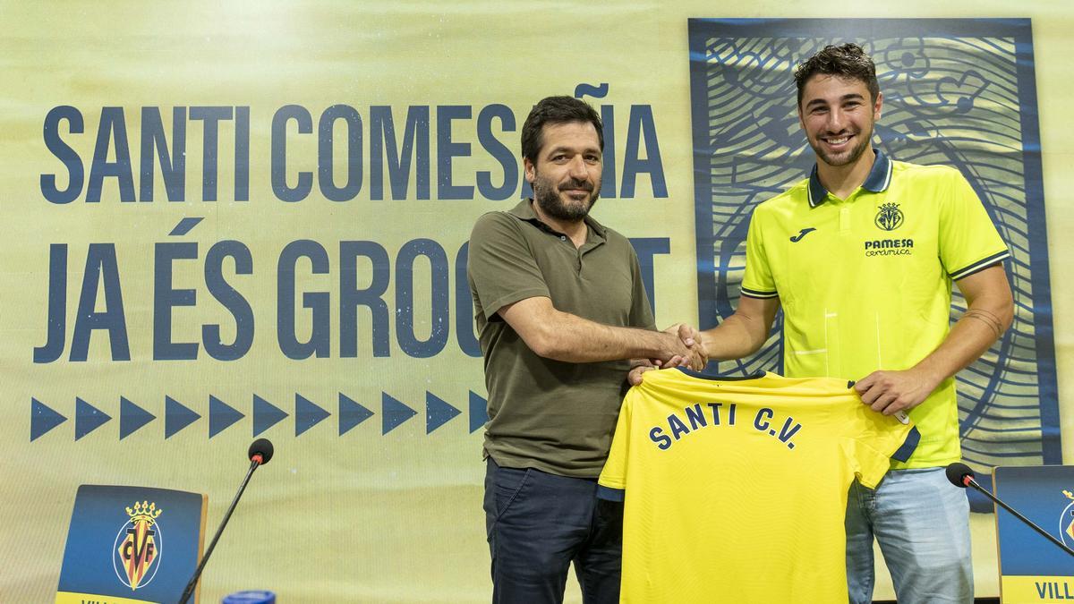 Santi Comesaña junto a Fernando Roig Negueroles en su presentación oficial con el Villarreal.