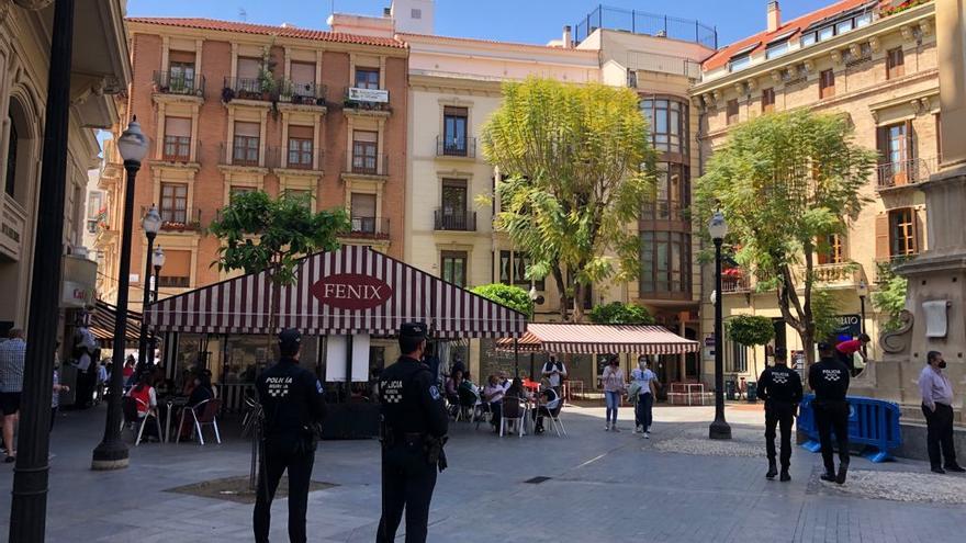 La presencia policial, otra protagonista de la jornada.