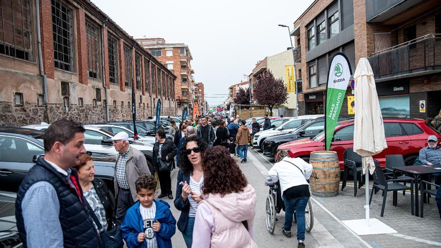 La 63e Fira d&#039;Artés omple el poble de gent, cotxes i tractors