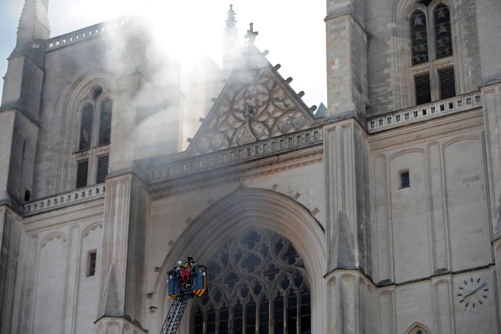 Incendio en la catedral de Nantes