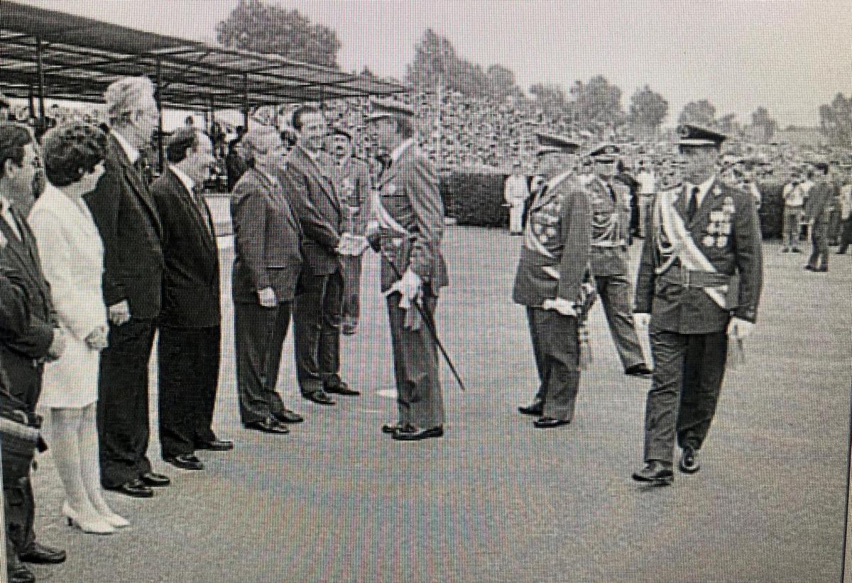 El Rey con Baselga, Saponi, Juanes, Rovira, Merchán y Ramòn Zapatero.