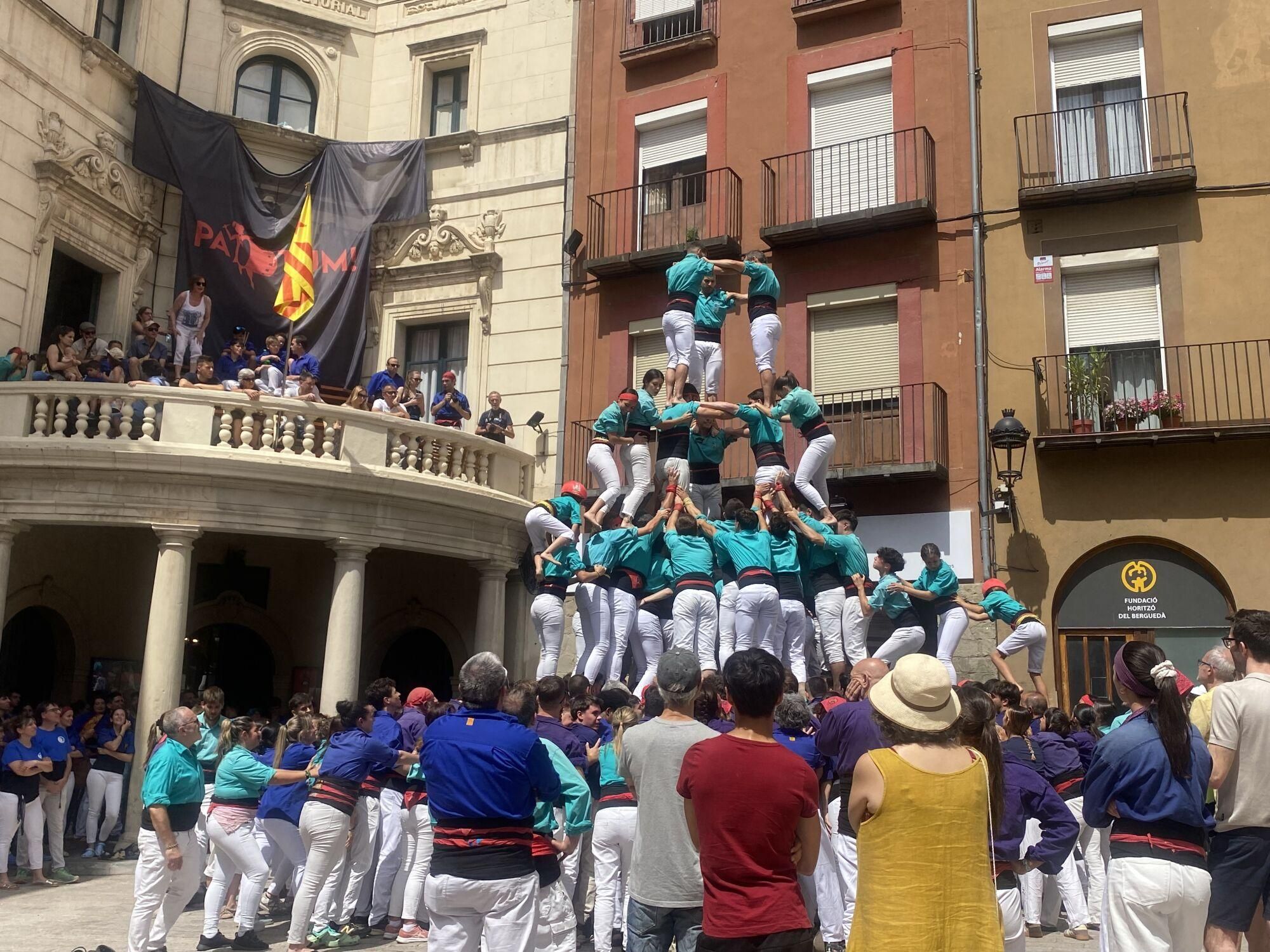 Diada dels Quatre fuets de Berga - Castellers