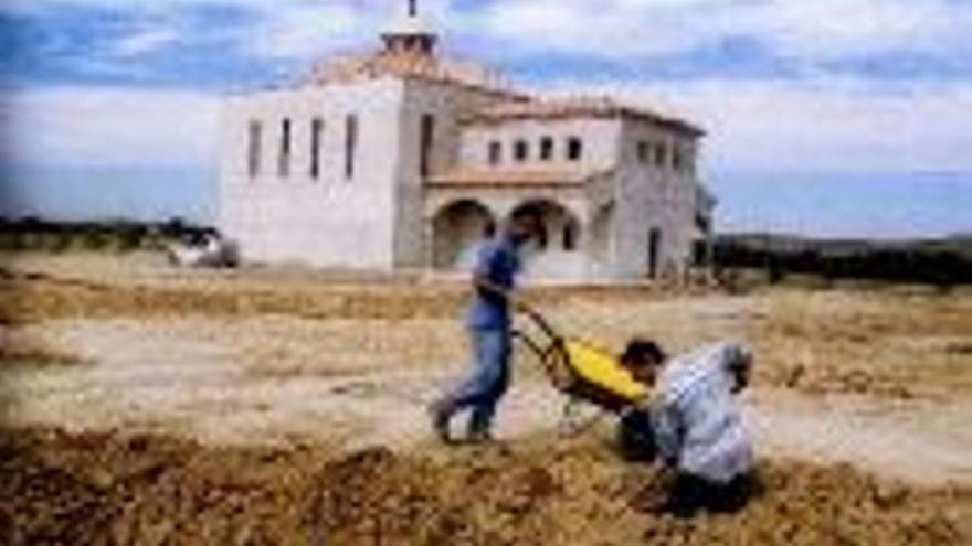 Inician las obras del parque de la ermita