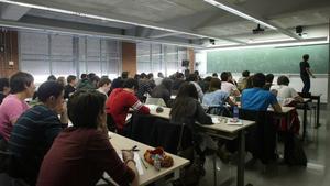 Una clase en una universidad catalana.