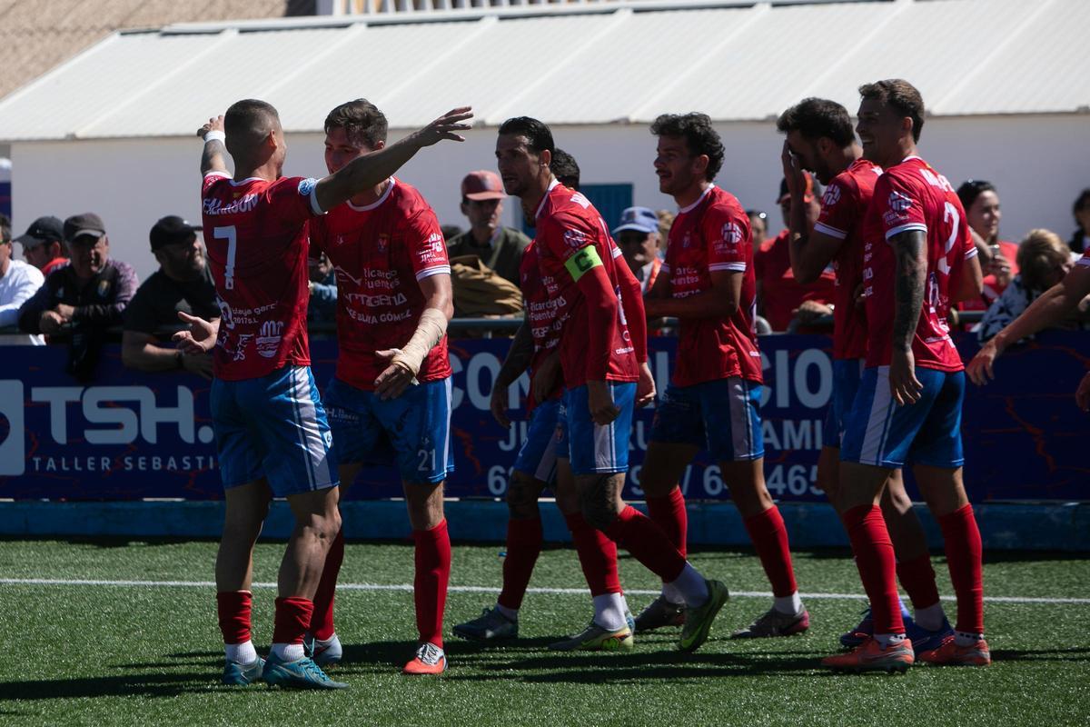 Las imágenes del partido entre el Deportivo Minera y el UCAM