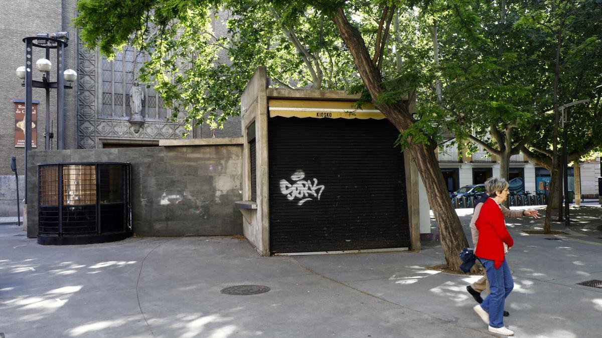 El quiosco municipal de la plaza San Pedro Nolasco de Zaragoza.