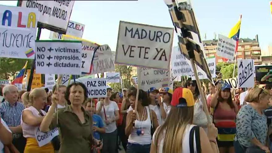 Protesta en Madrid contra la Constituyente de Maduro