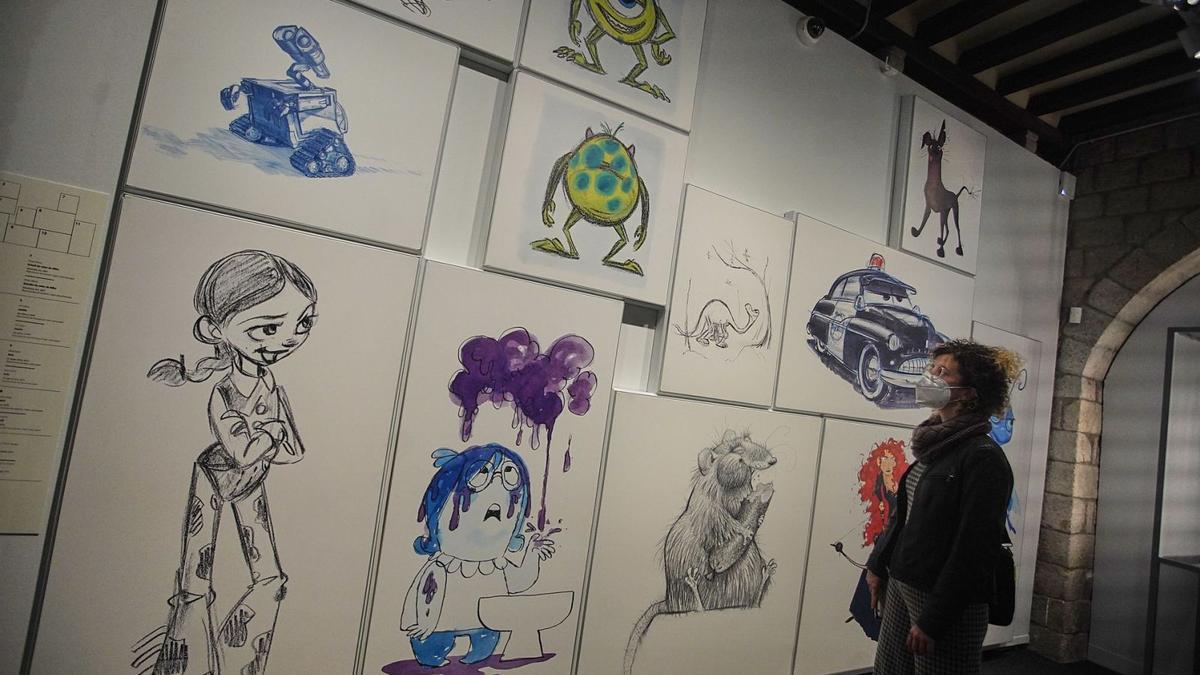 Algunes de les peces exhibides a l’exposició «Pixar. Construint personatges».  | MARC MARTÍ