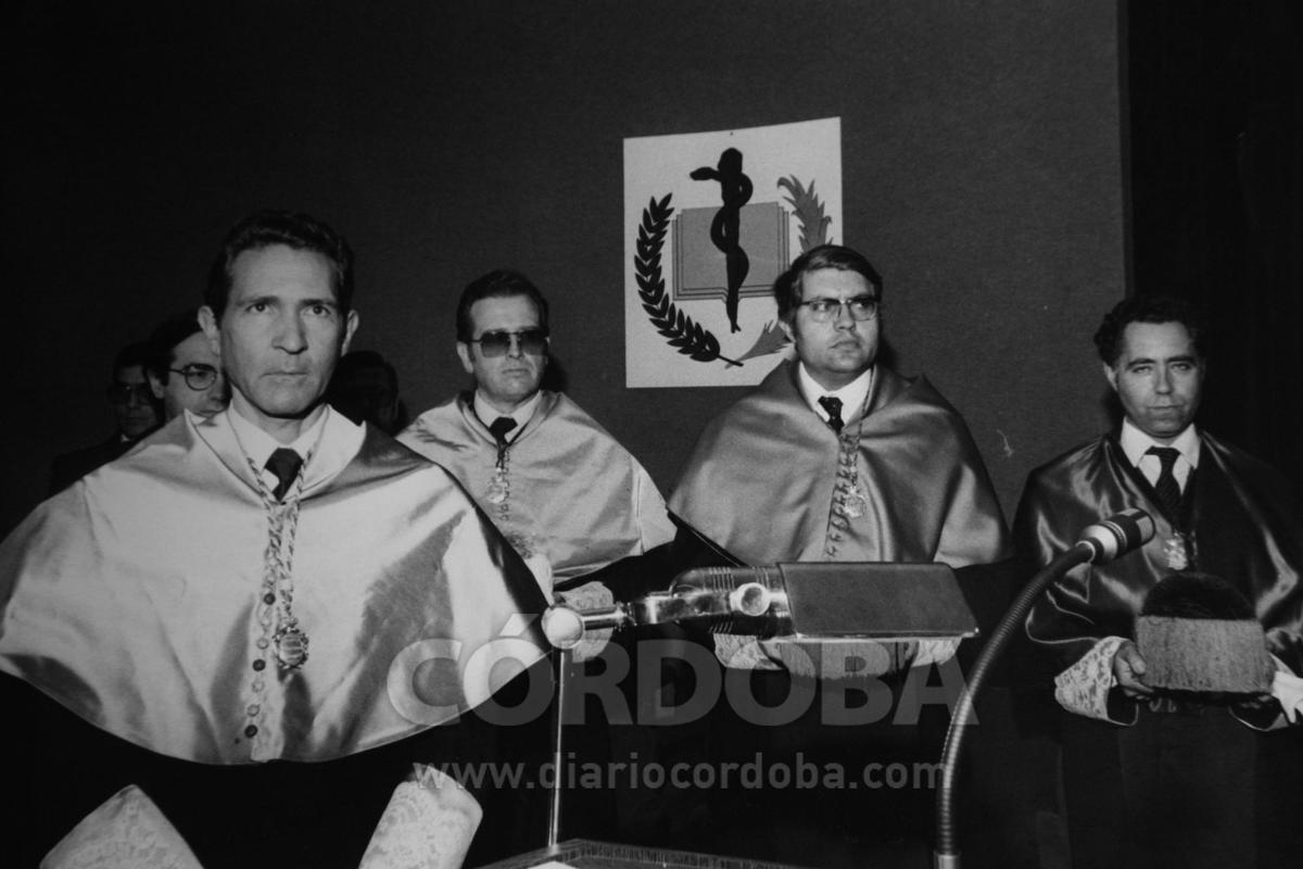 Antonio Gala, nombrado Doctor Honoris Causa por la UCO (1982).