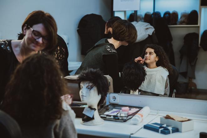 FOTOGALERÍA | Así ensaya la Escolanía de Los Palacios la ópera 'El suelo de una noche de verano' en el Teatro de la Maestranza