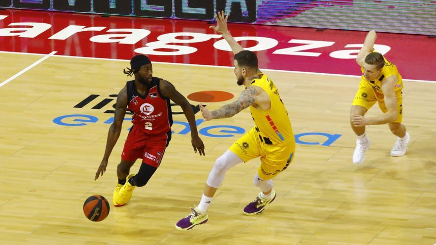 Varios clubs alemanes se interesan por Matt Mobley