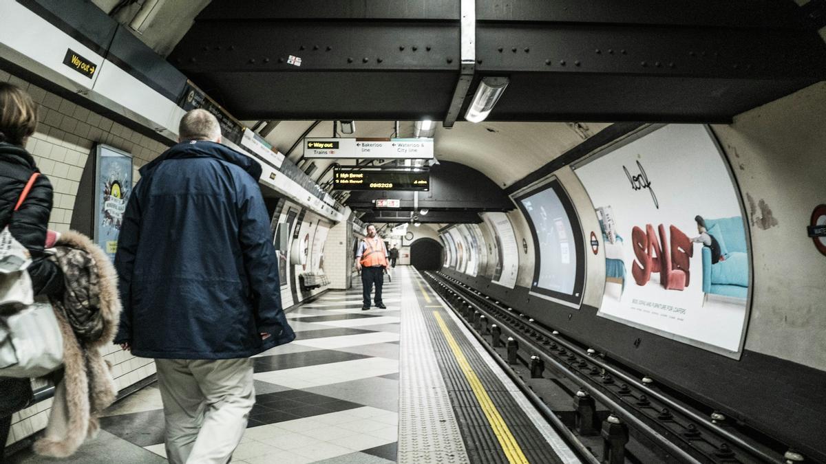 Instantánea del Metro de Londres un día cualquiera.