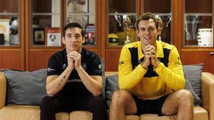 Nico Richotti y Tim Abromaitis, en la sala de trofeos del CB Canarias