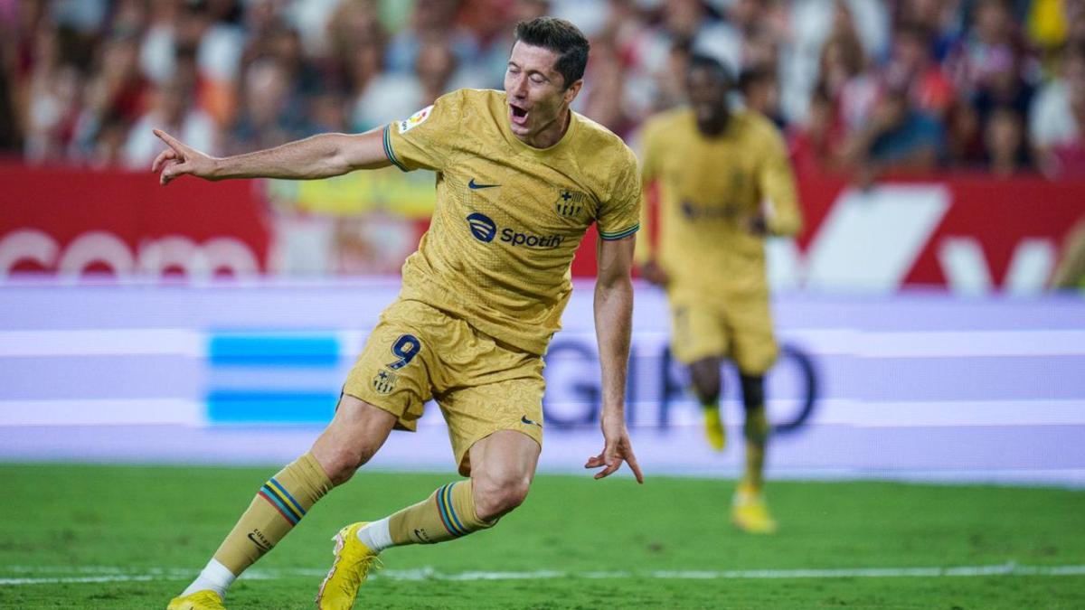 Robert Lewandowski celebra un gol contra el Sevilla