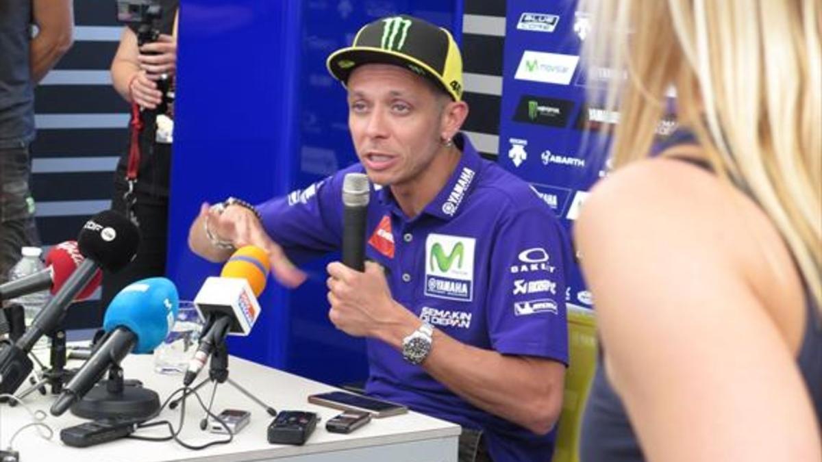 Valentino Rossi, en la conferencia multitudinaria de ayer en Mugello.